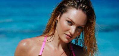 Candice Swanepoel na plaży w bikini Victoria's Secret